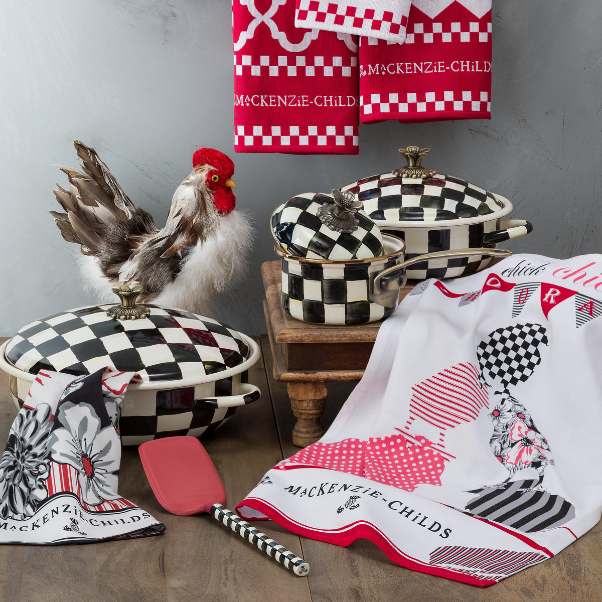 Courtly Check Enamel 1 Qt. Saucepan