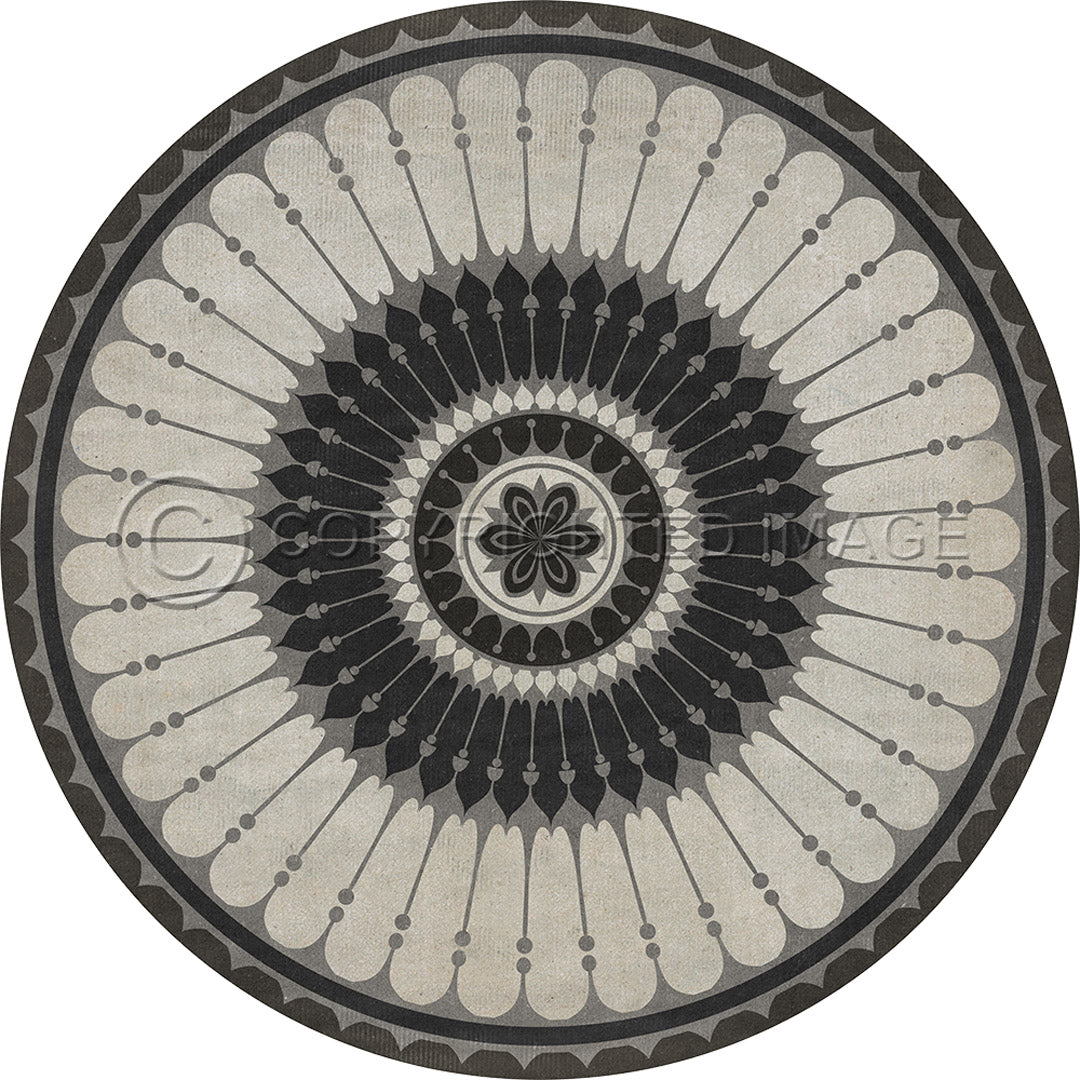 Pattern 83 Pirouette 120 round