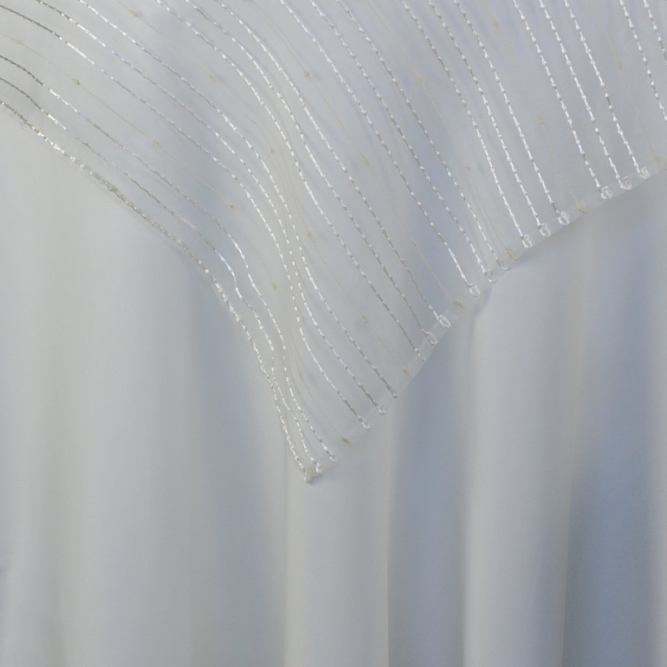 White Dotline Tablecoth