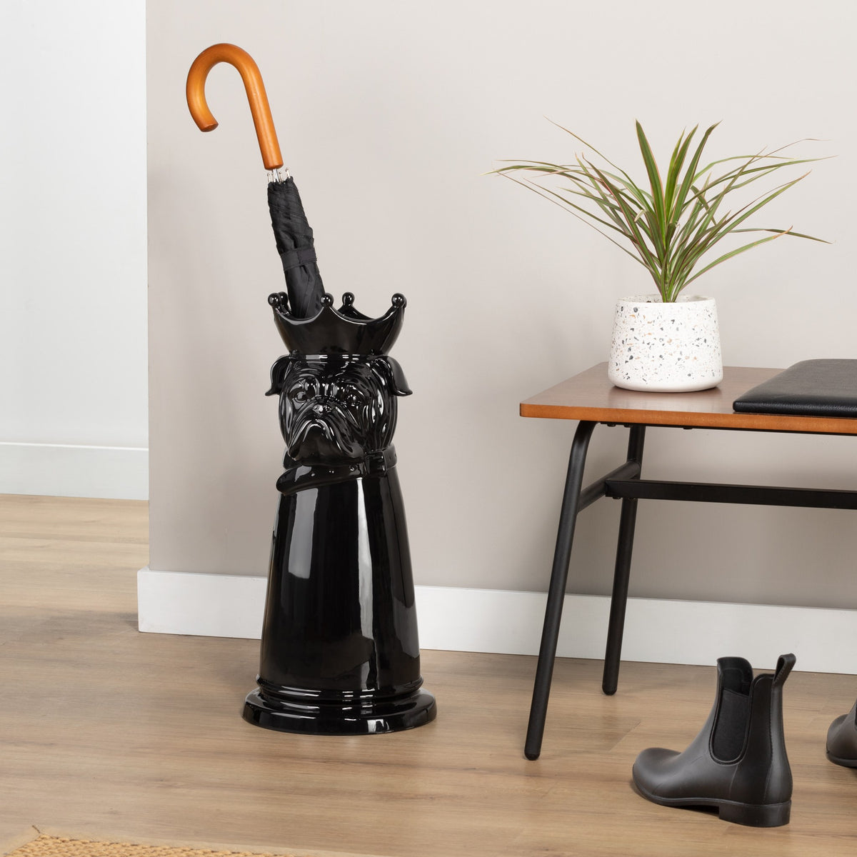 Notable Dog Black Ceramic Umbrella Stand