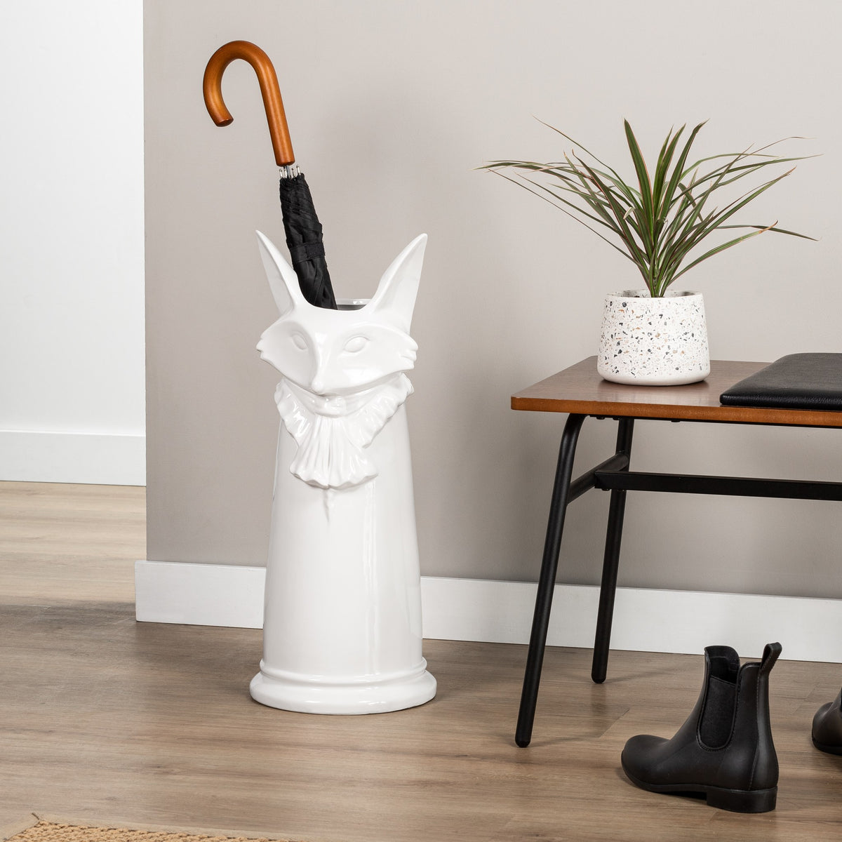 Notable Fox White Ceramic Umbrella Stand