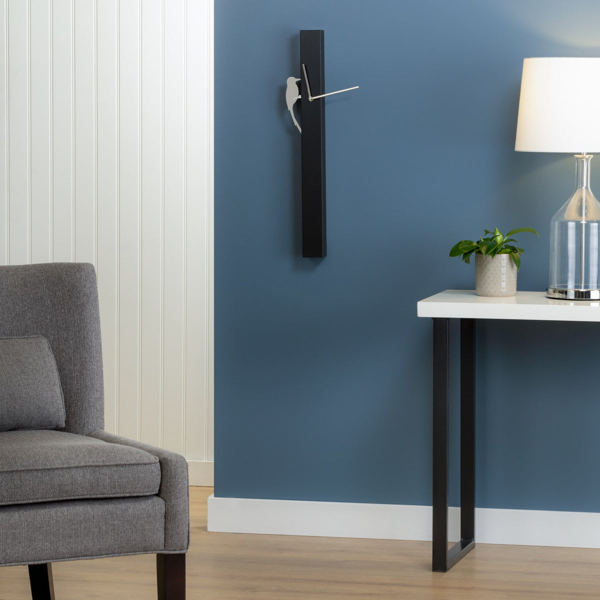 Woodpecker Motion Bird Clock - Black