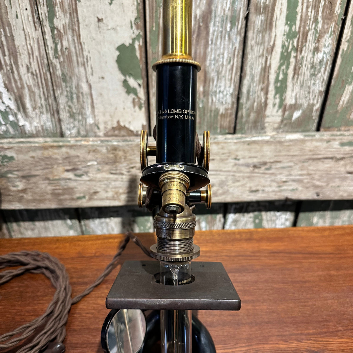 Field Microscope Light Fixture