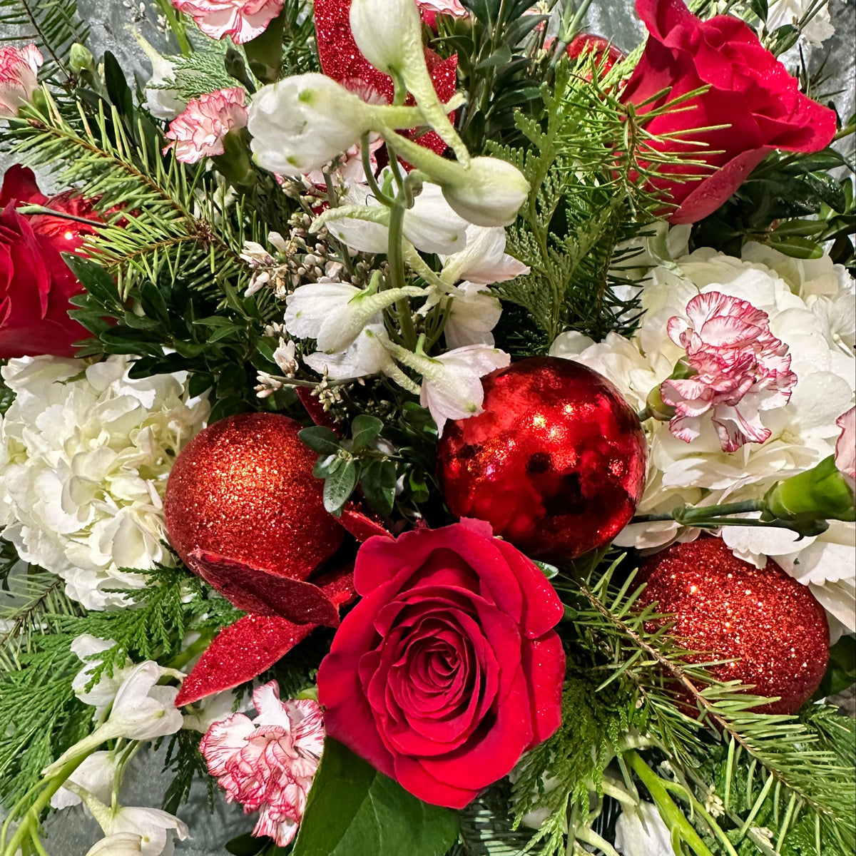 Happy Holiday Arrangement