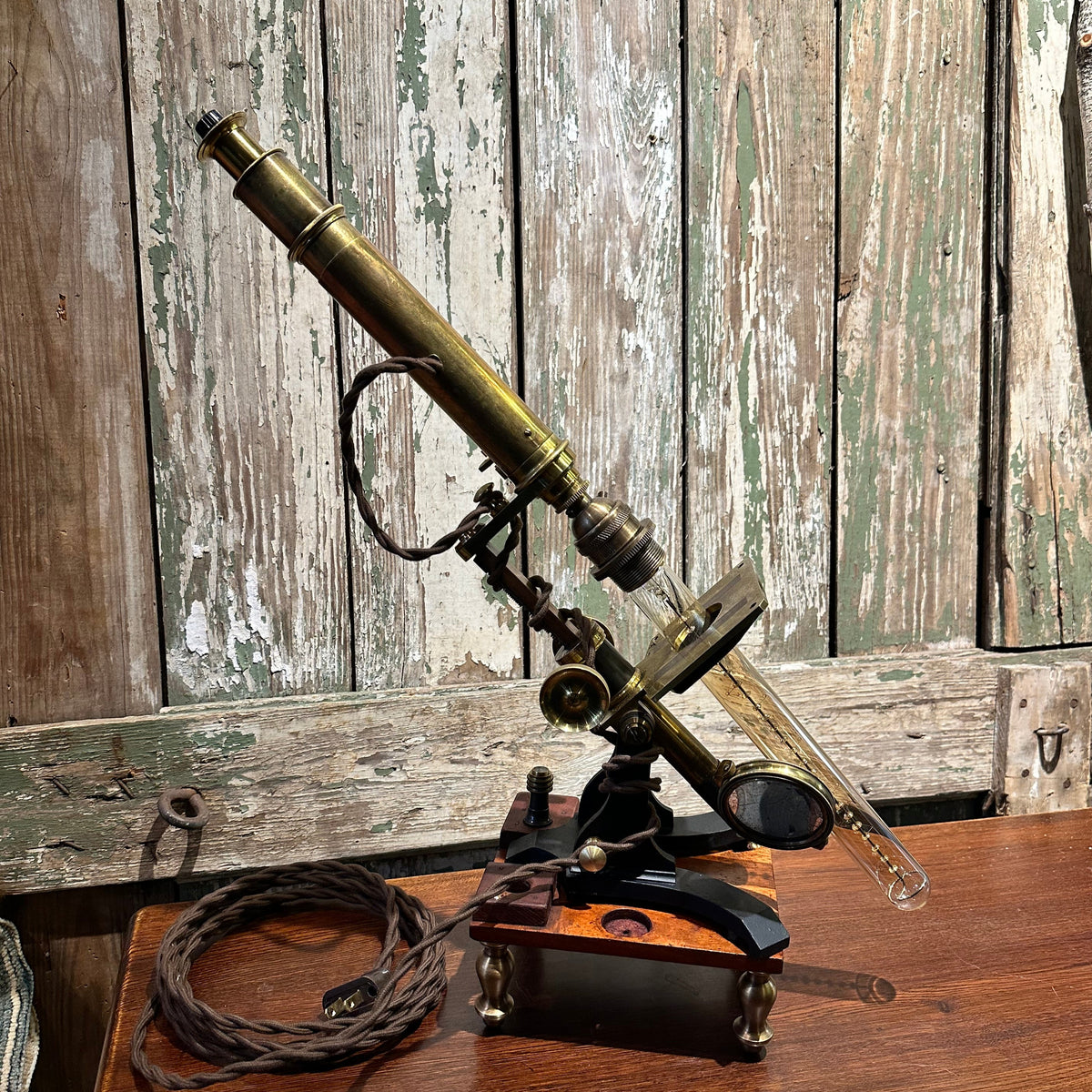 Field Microscope Light Fixture
