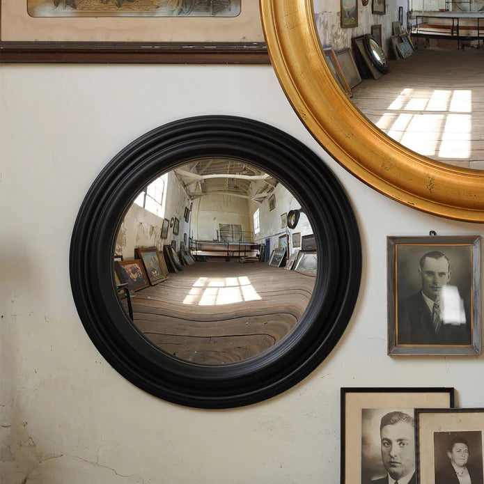 Clairvaux Convex Mirror