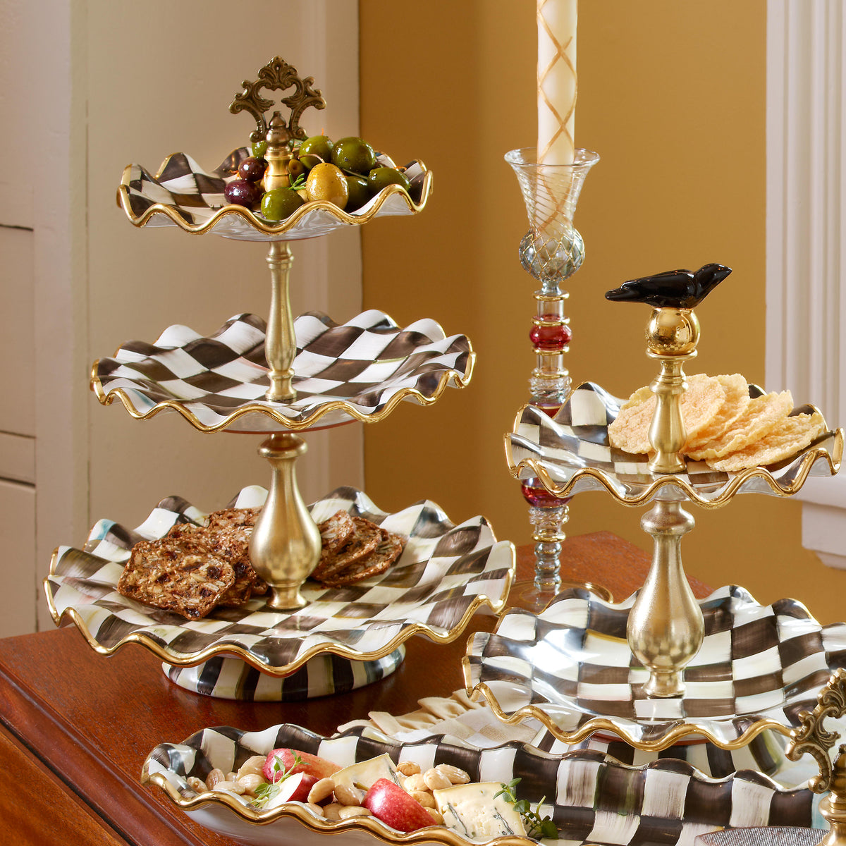 Courtly Check Three Tier Sweet Stand