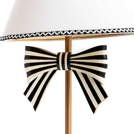 Pretty As A Bow Table Lamp