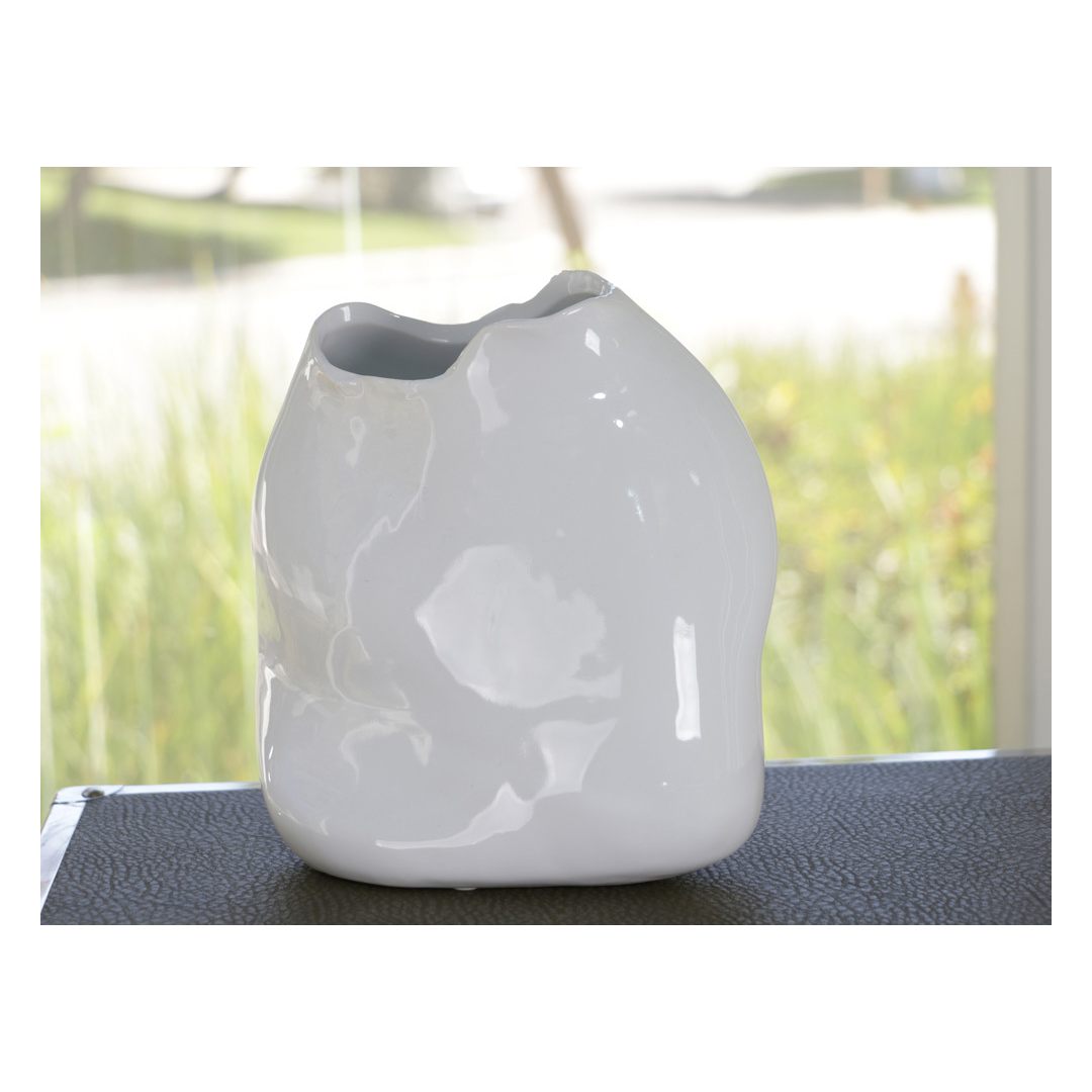 Minimal Vase - White