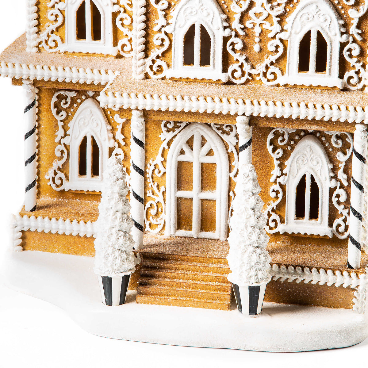 Gingerbread House - Illuminated