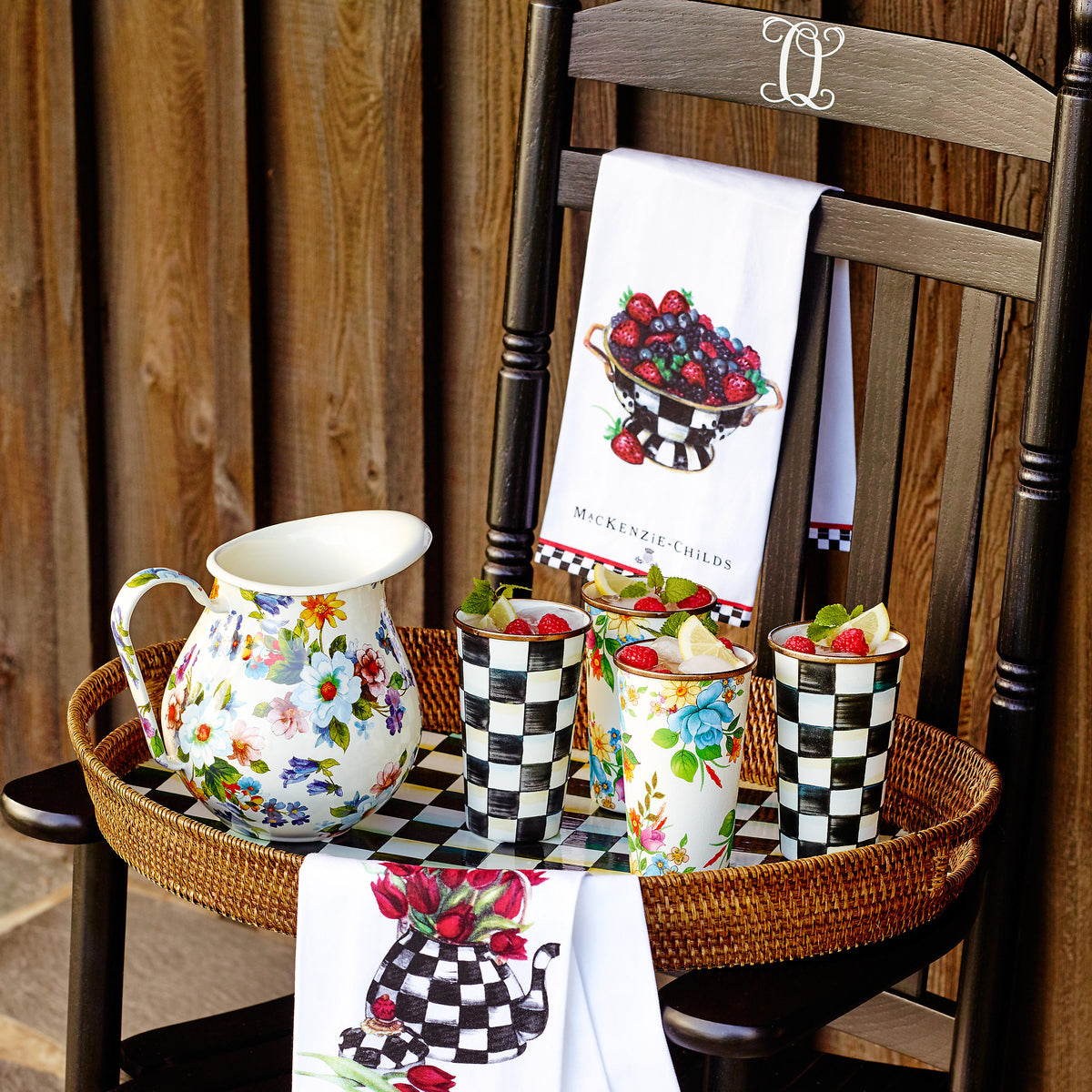 Courtly Check Rattan & Enamel Party Tray