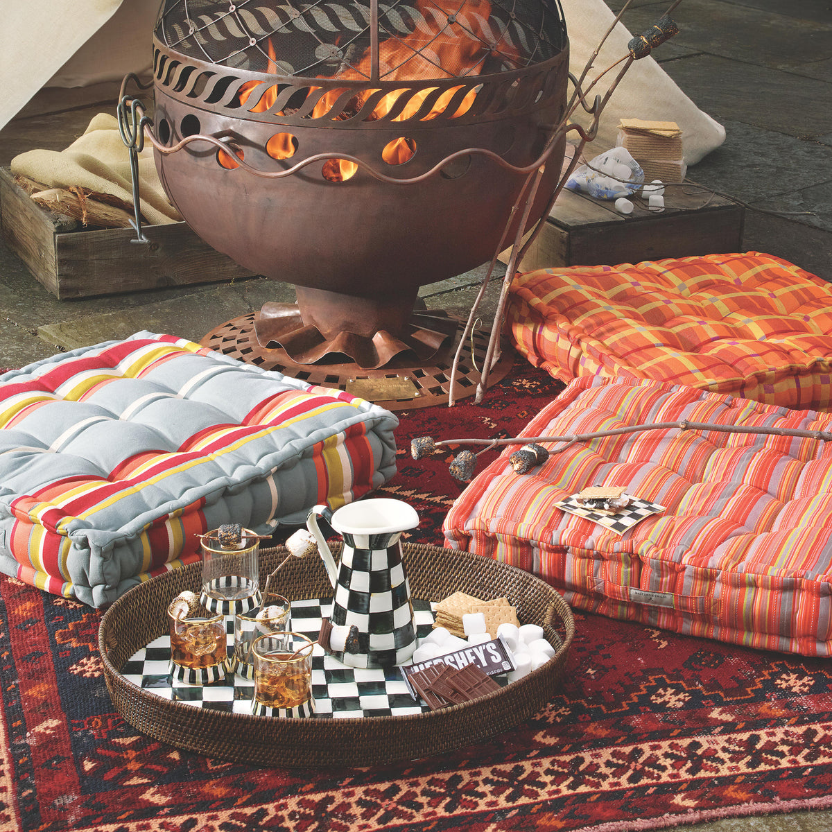 Courtly Check Rattan & Enamel Party Tray