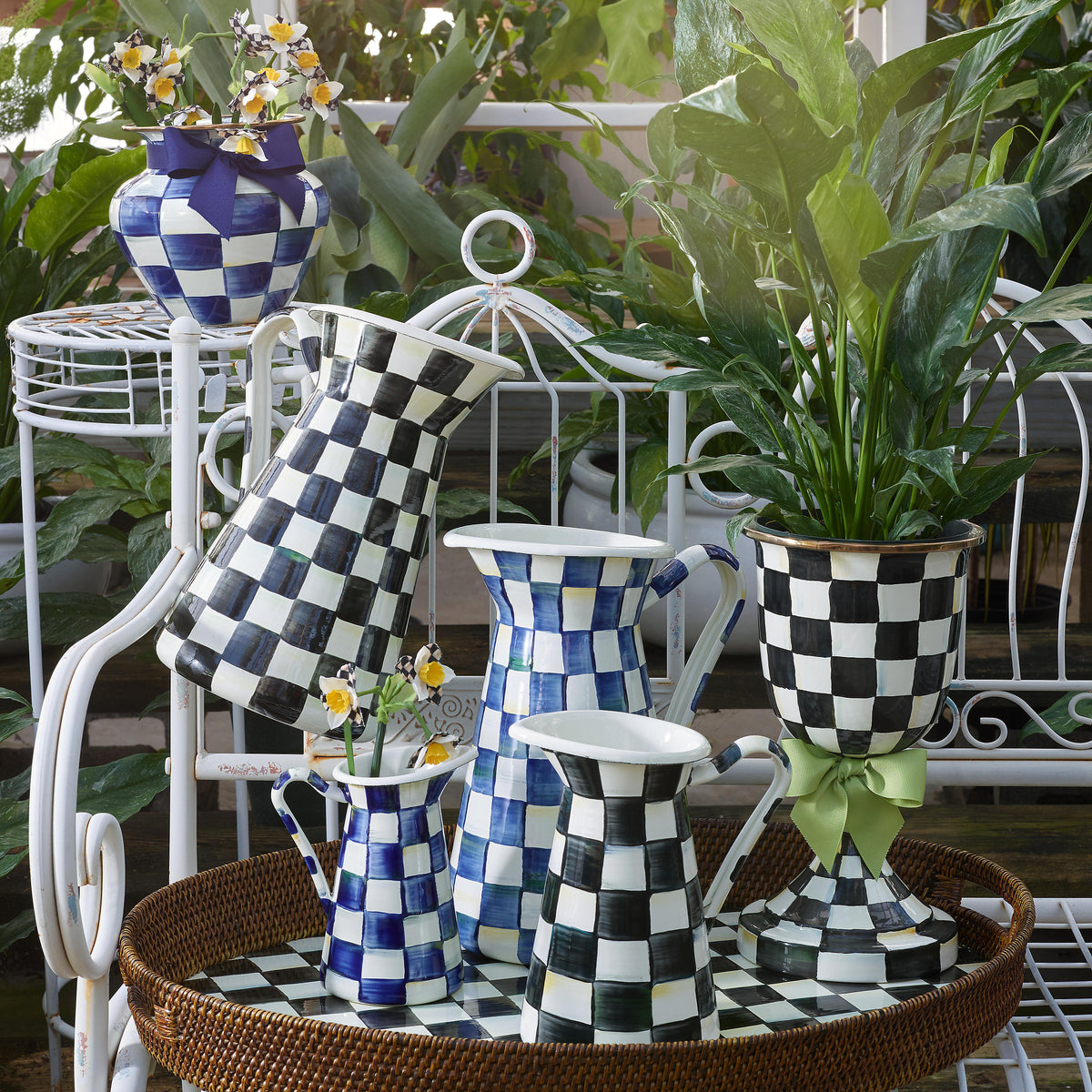 Courtly Check Rattan & Enamel Party Tray