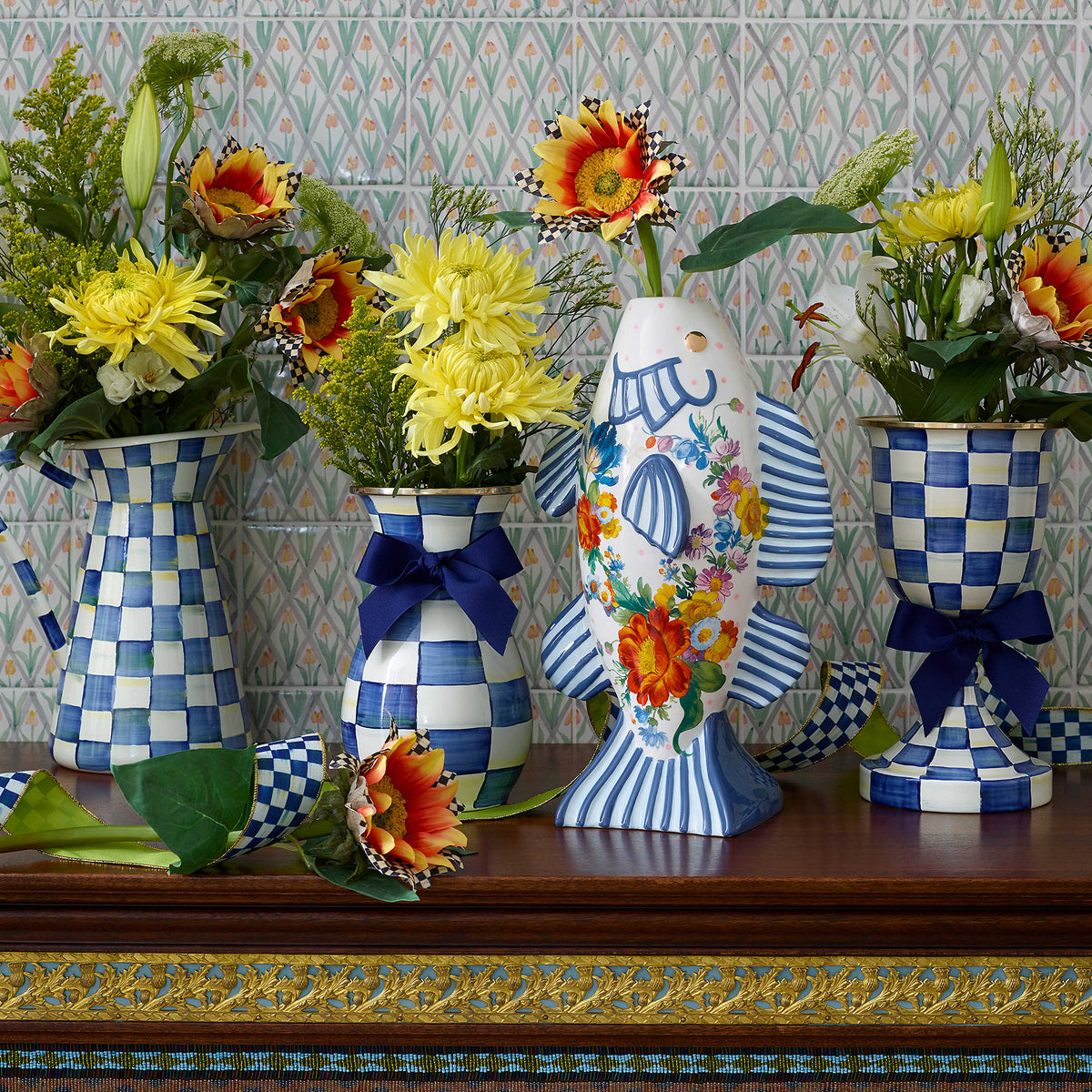 Royal Check Enamel Pedestal Vase - Navy Bow
