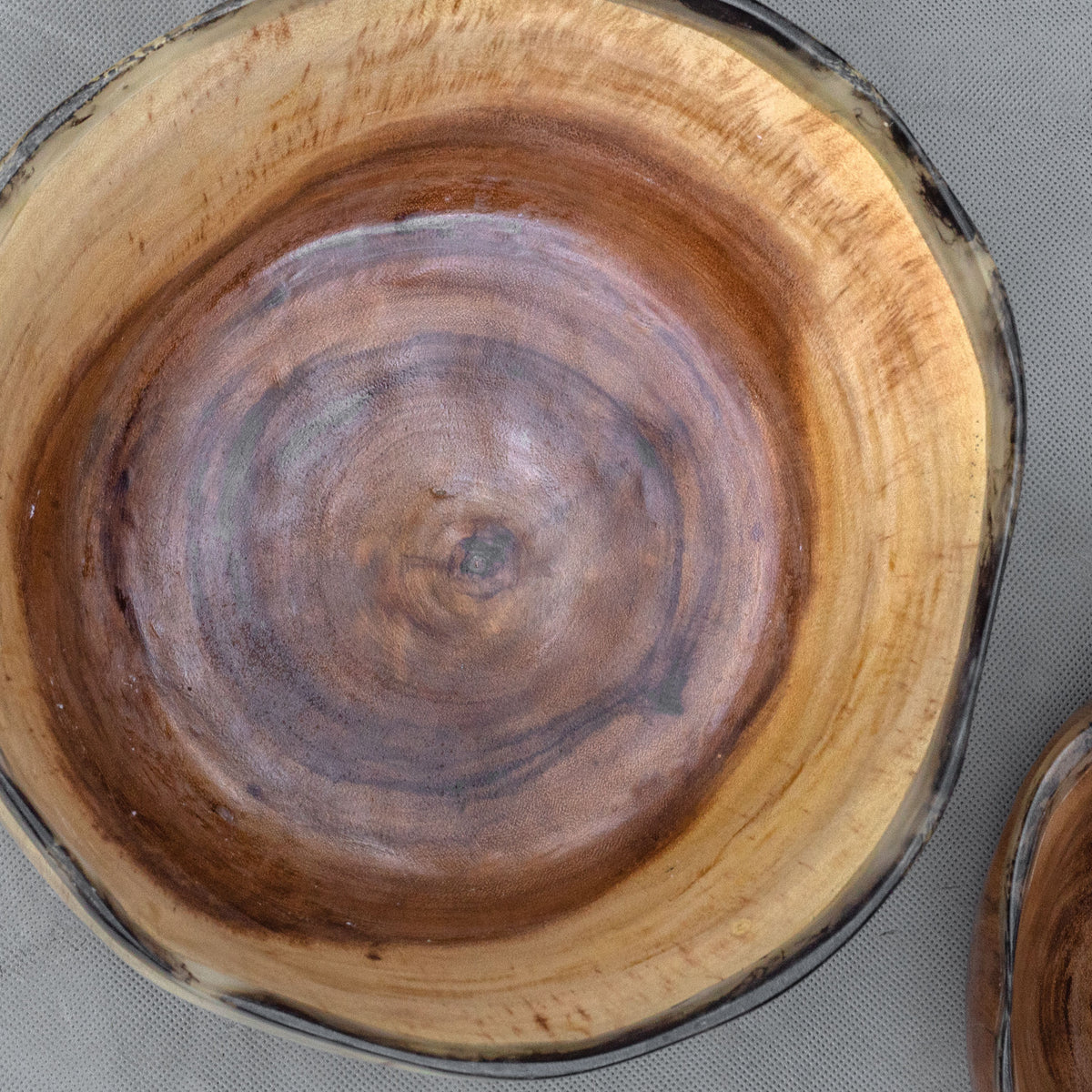 Saman Bowls, S/2