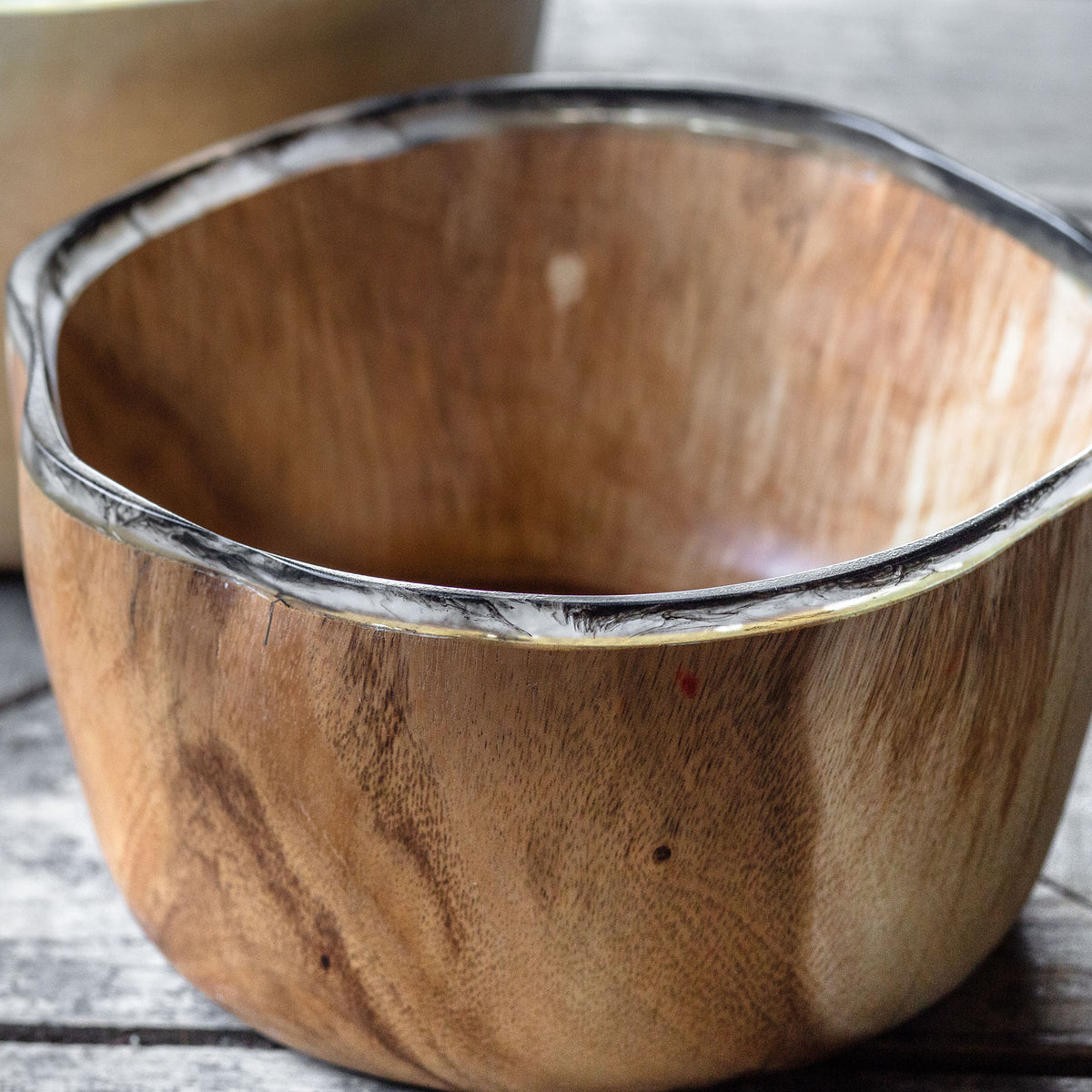 Saman Bowls, S/2