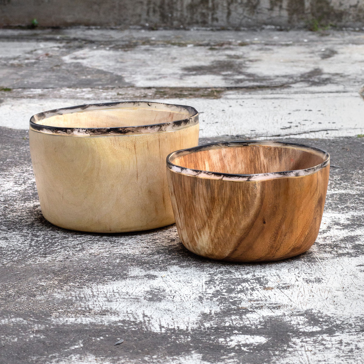 Saman Bowls, S/2