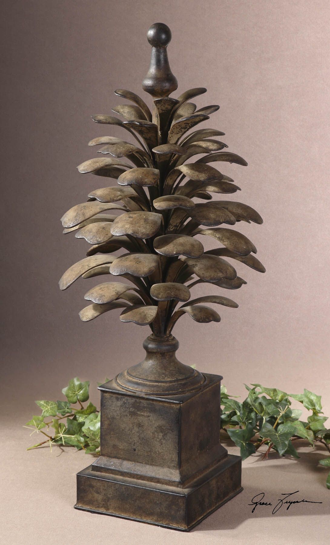 Suzuha Finial