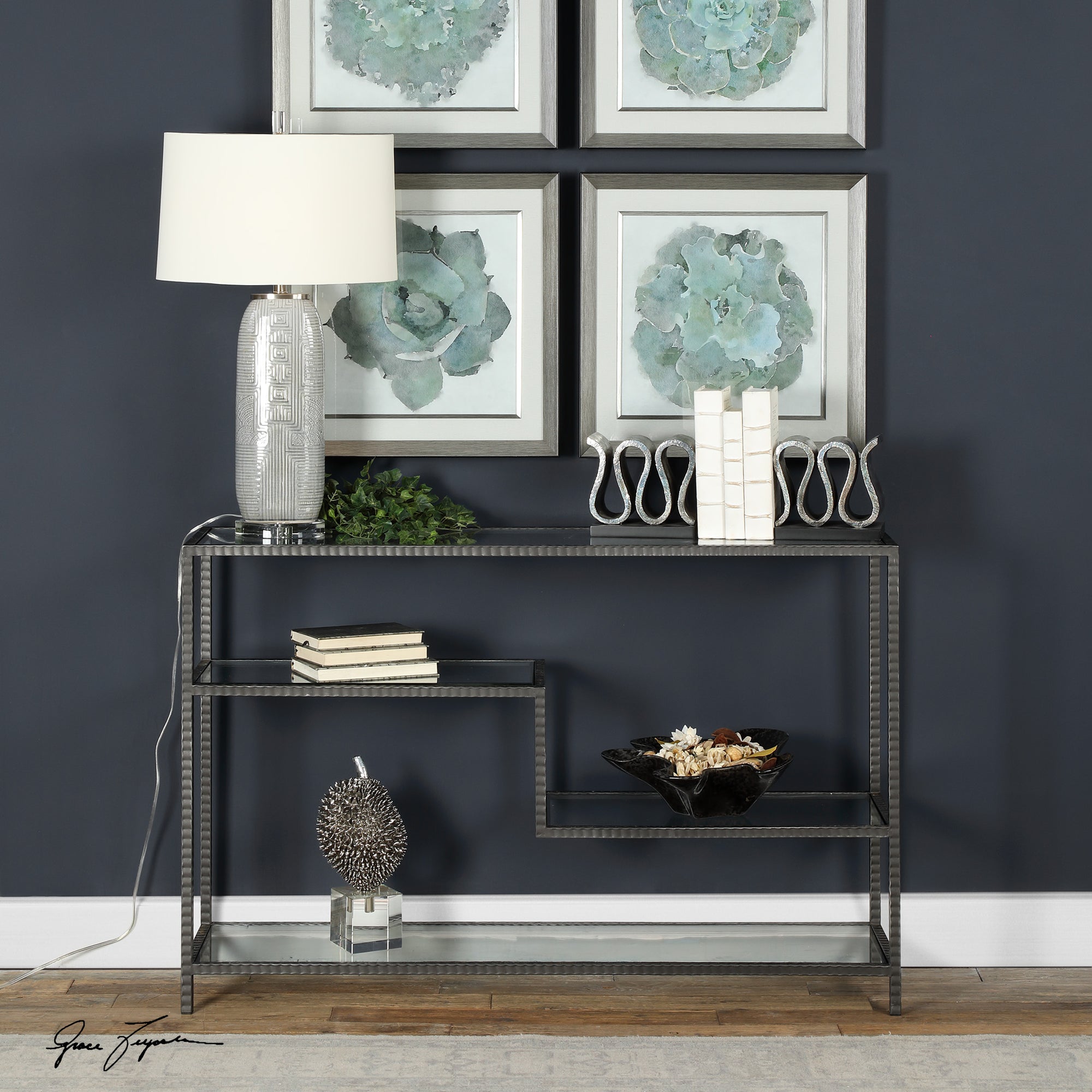 Leo Console Table