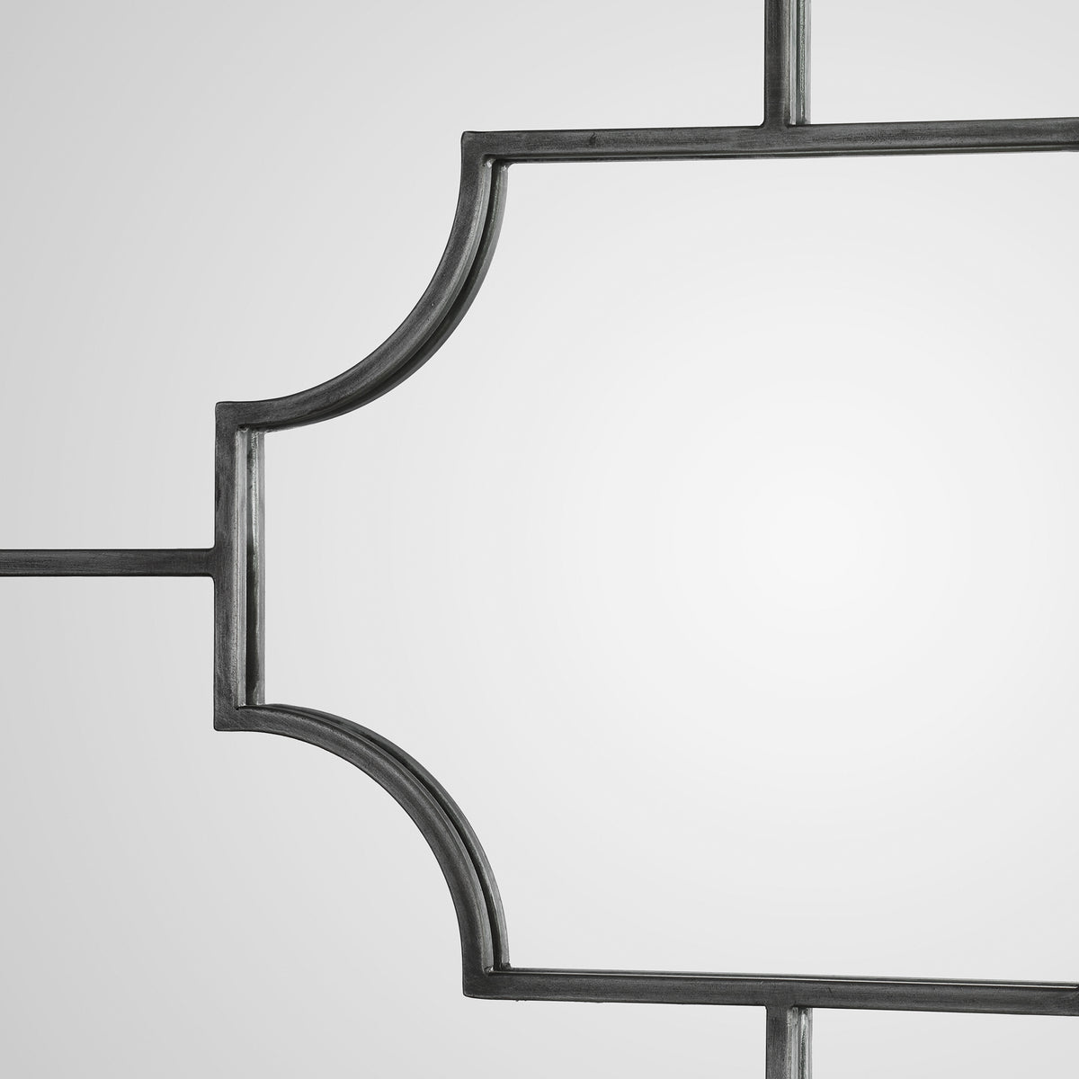 Genell Mirror