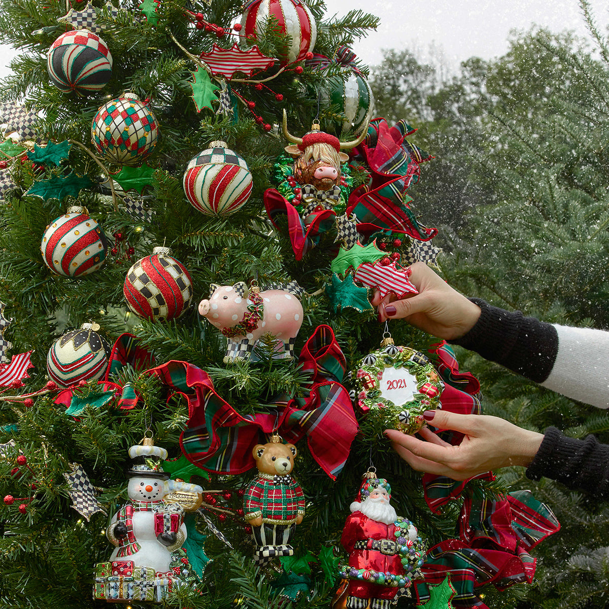 Glass Ornament - Greeter Snowman