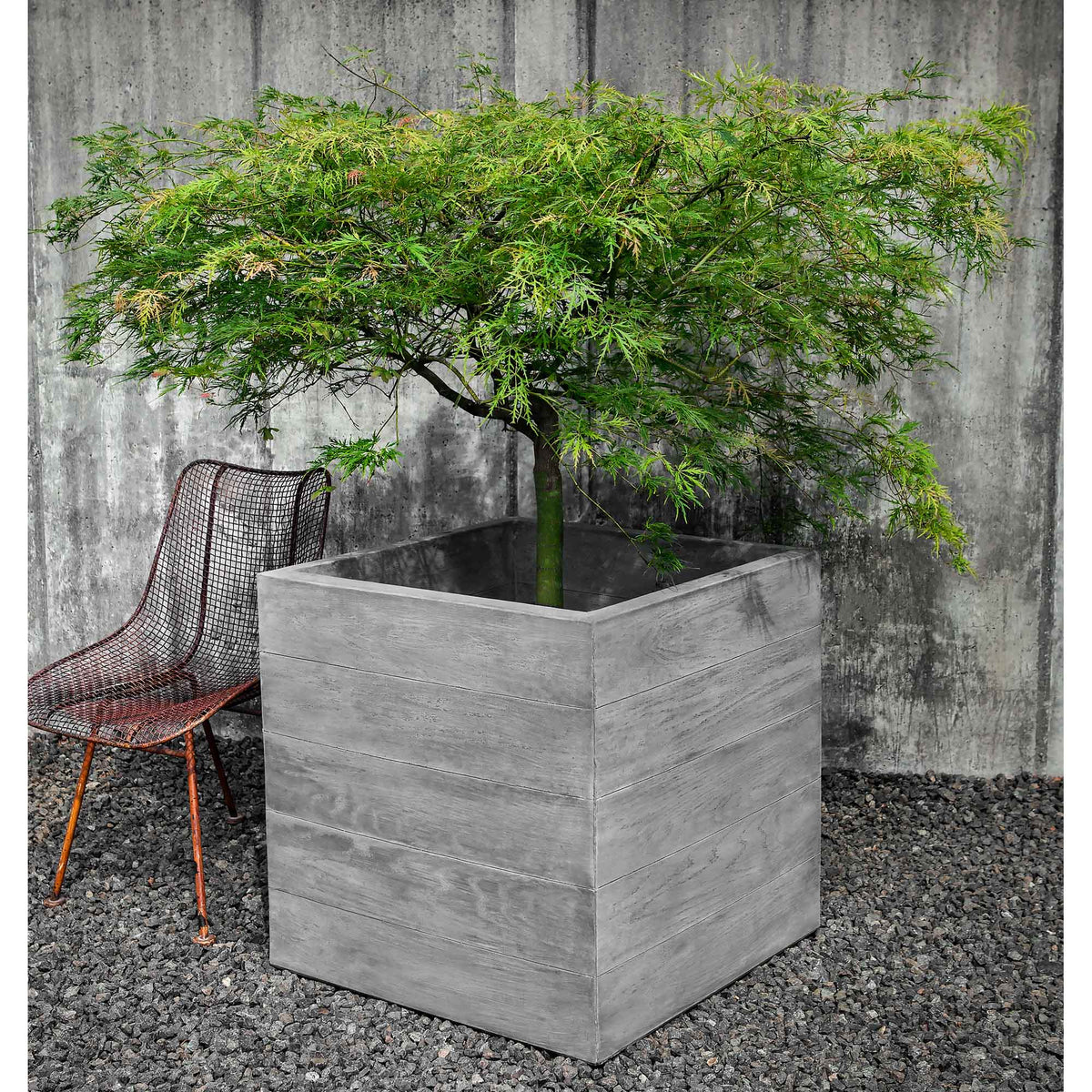 Chenes Brut Box Planter