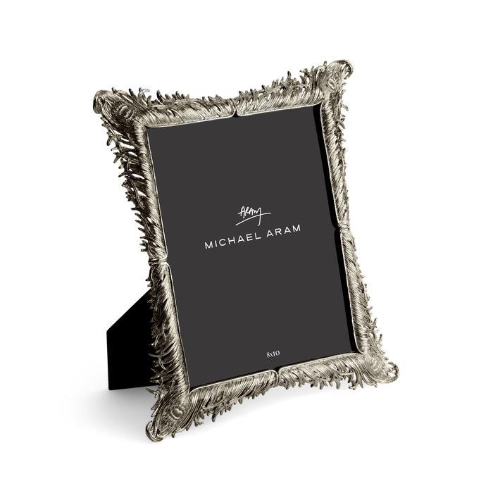 Plume Frame