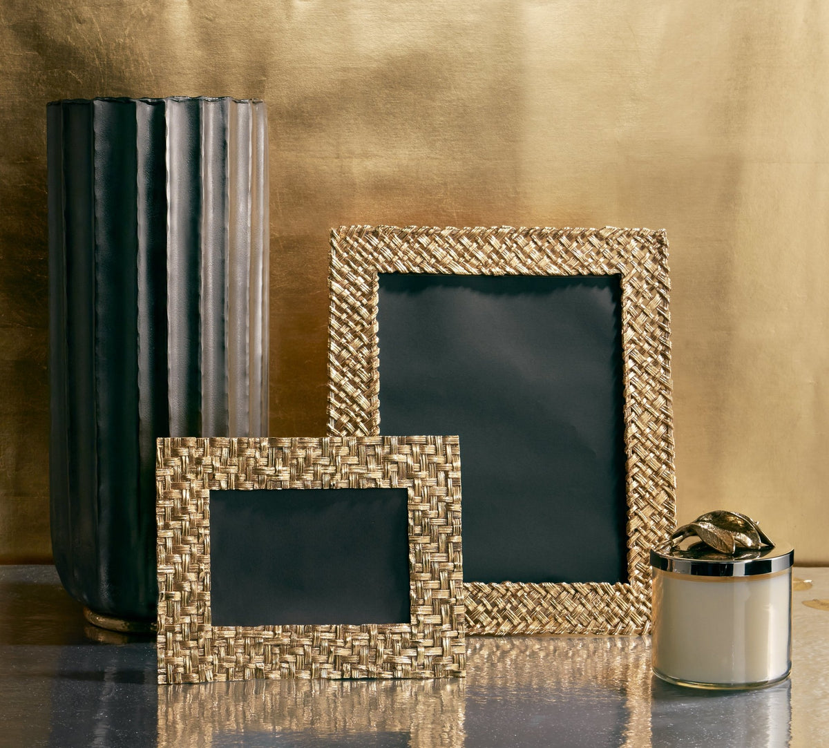 Palm Frame